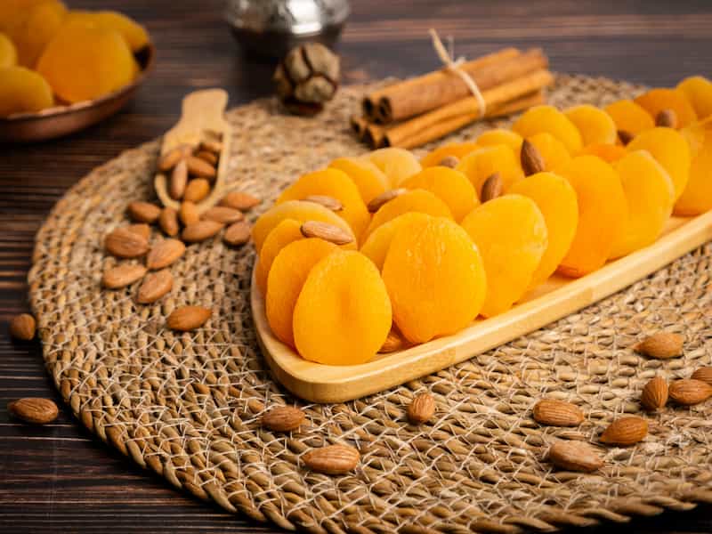 تصویر 4 از میوه خشک انبه و زردآلو ترکیبی از دو میوه پرطرفدار